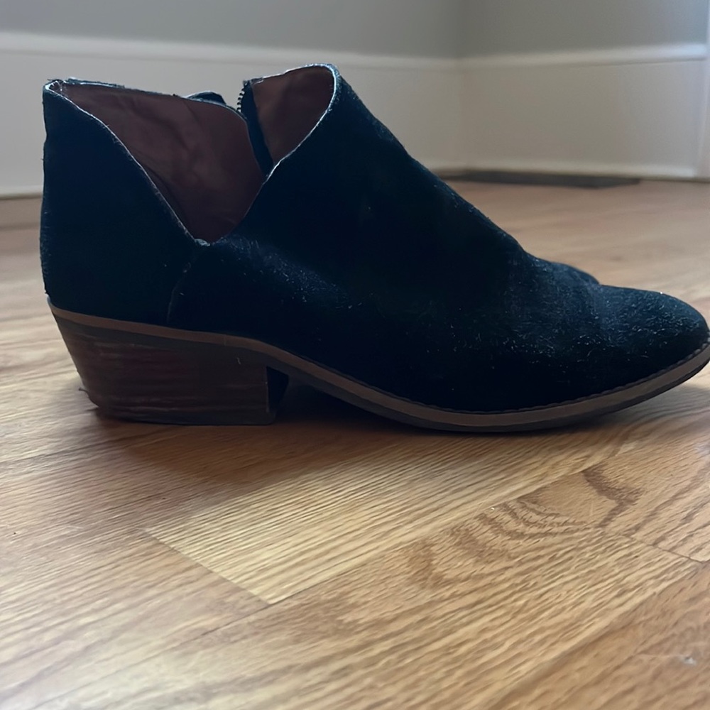 Lucky Brand Black Suede Leather Booties 7.5